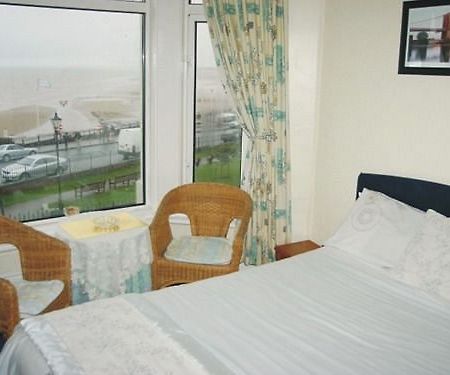Pembroke B And B Guest Accomodation Bridlington Bagian luar foto